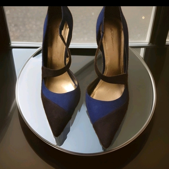 BCBGENERATION Two-tone blue suede heals size 10 - Picture 5 of 8